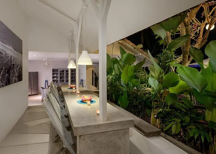 La And Retreat Lodge Balian
